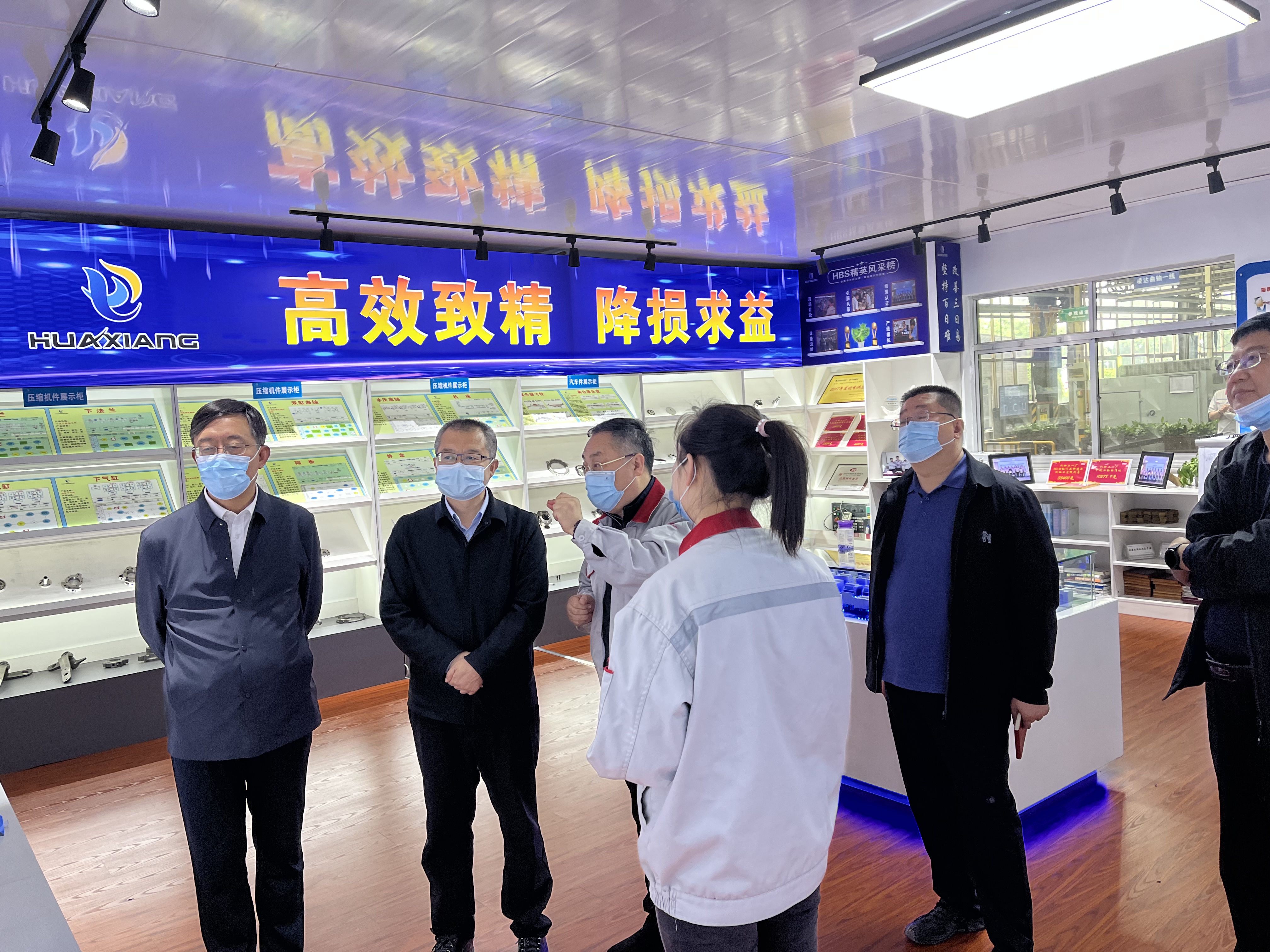 縣委常委、紀(jì)委書記、監(jiān)委主任張朝暉一行來我司就包聯(lián)項(xiàng)目進(jìn)行調(diào)研