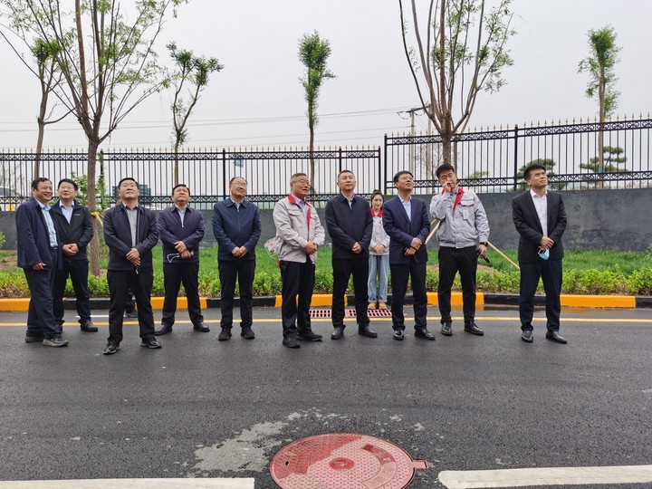 臨汾市委副書記、市長王延峰蒞臨華翔集團調研